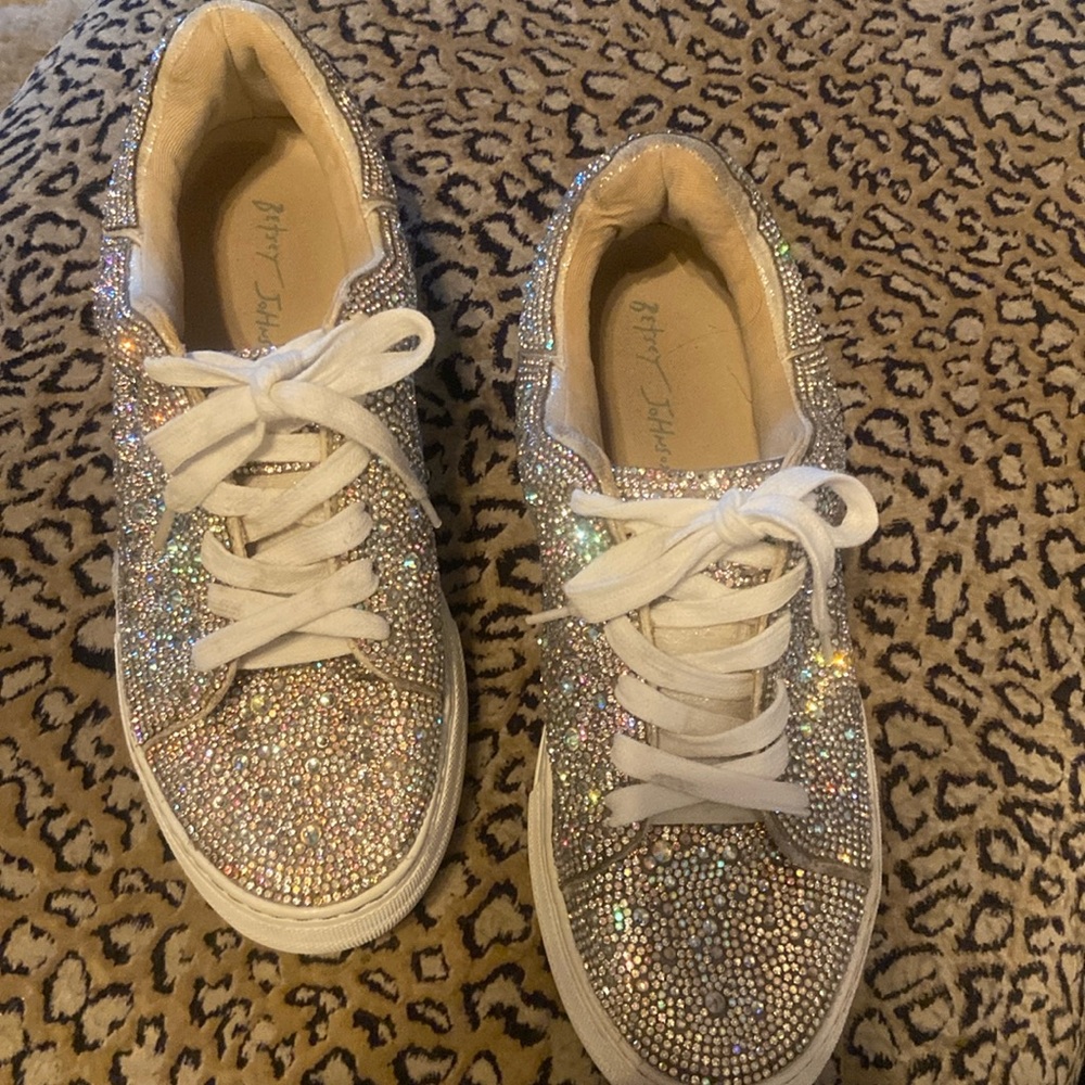 Betsy Johnson/sneakers